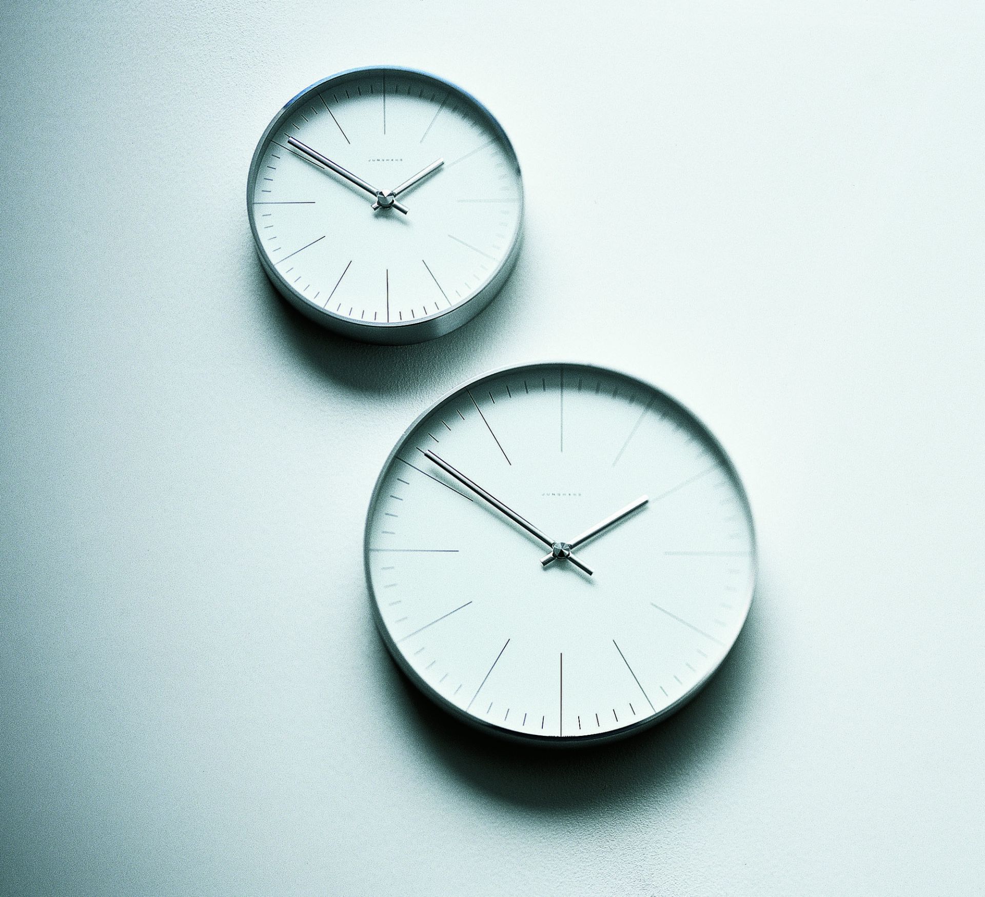 Junghans max on sale bill clock
